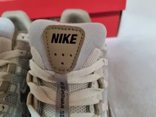 Nike P-6000 Edición Limitada Hangul day