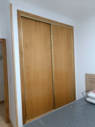 Piso bajo con ascensor en alquiler.