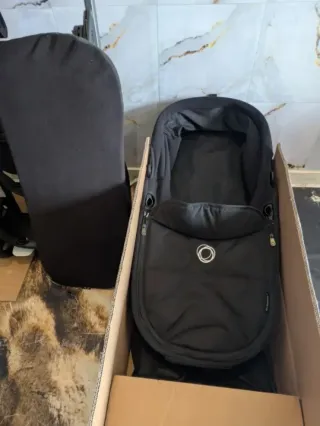 Offerta: Passeggino Bugaboo Dragonfly con ovetto incluso!!!