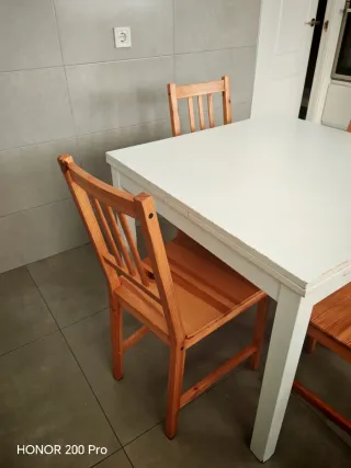 Mesa comedor extensible blanca y madera