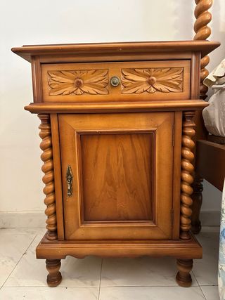 Dormitorio madera maciza estilo clásico