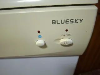 Bandejas y cesta cubertero lavavajillas Bluesky BL