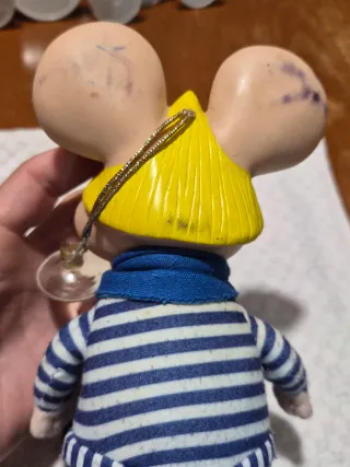 Topogigio pupazzo vestito