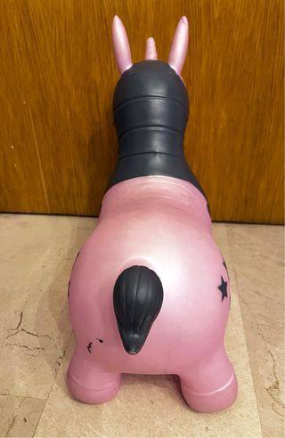Unicornio saltador inflable Lexibook