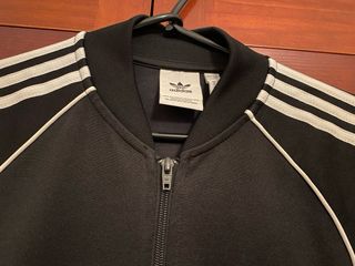 Chaqueta Adidas Negra con Rayas Blancas