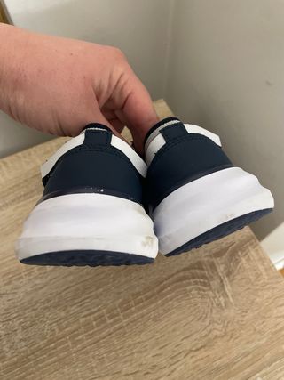 Tenis Tommy Hilfiger Talla 32