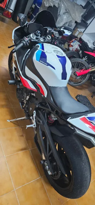 BMW S1000 RR Sportbike