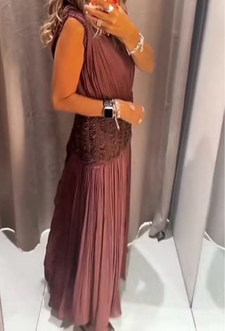Vestido Zara Marrón con Detalles Dorados
