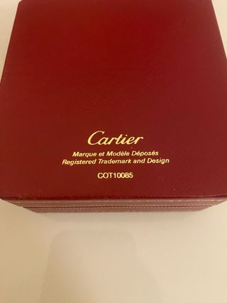Scatola gemelli Cartier rossa