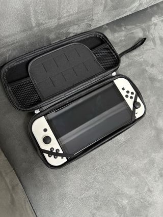 Nintendo Switch OLED + accessori