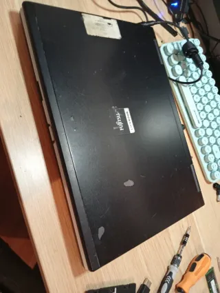 Portátil Fujitsu Siemens para piezas