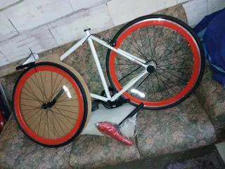 Bicicleta Fixie Blanca Ruedas Naranja