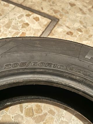 Neumáticos 205/60R16 Nuevos