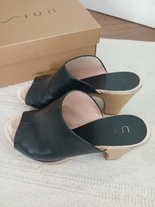 Sandalias Unisa