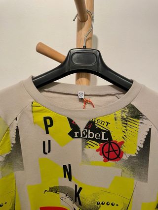 Sudadera “PUNK SIX Hugs & Rock 'n' Roll” Nueva