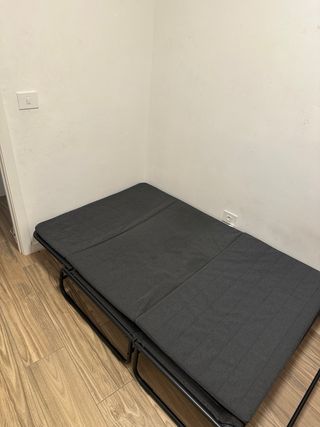 Sofá Cama IKEA Negro Metálico