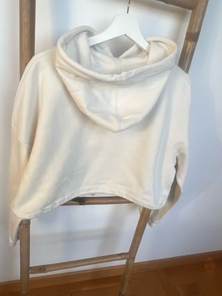 Sudadera de chica. Pimkie. Talla S