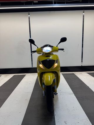 Honda SH125i Scooter!