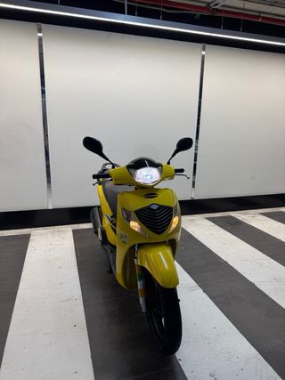 Honda SH125i Scooter!