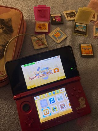 Nintendo 3DS Roja + 7 Juegos , Funda y Cargador .