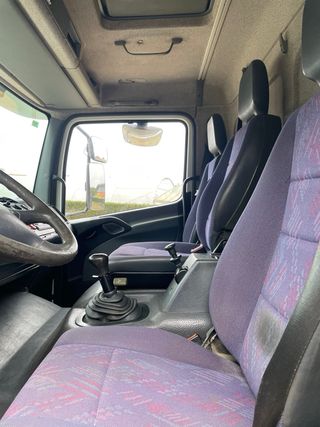 Camión grúa Mercedes-Benz Atego 1528