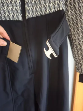 Precioso mono de esquí mujer