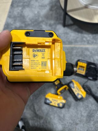 Kit Dewalt Taladro y Amoladora