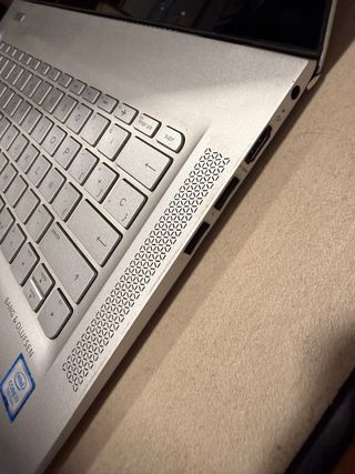 HP ENVY Notebook 13-ab001ns Plata