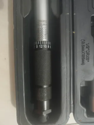 Llave dinamométrica S&R 1/2 28-210 Nm