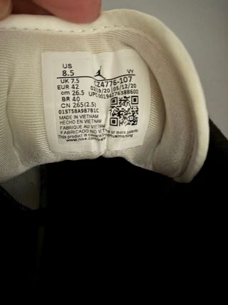 Sneakers Nike Air Jordan 1 Low Giallo/Bianco