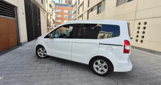 Ford E-Tourneo Courier 2014