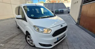 Ford E-Tourneo Courier 2014