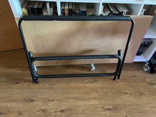 Supporto per 5 chitarre