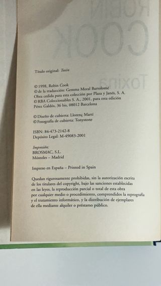 Toxina Robin Cook tapa dura thriller médico
