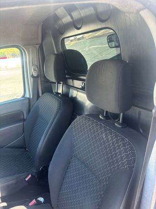 Furgoneta reanult kangoo 2011. Buen estado