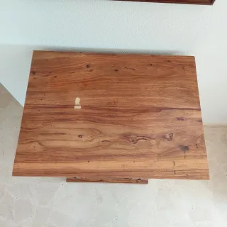 Vitrina de teka con puerta de cristal