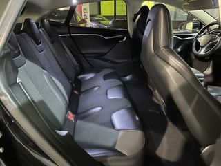 TESLA Model S 60