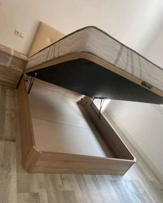 Letto a Soppalco Elegante con Testiera - Disponibile con Materassi di Diverse Densità