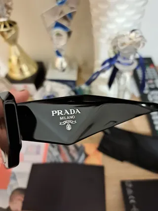 Occhiali da sole Prada neri