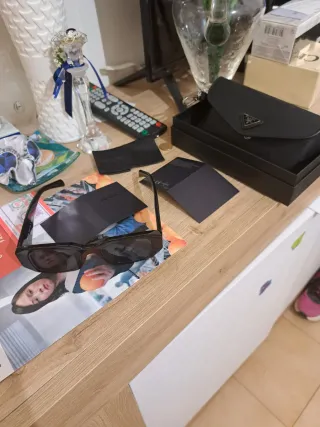 Occhiali da sole Prada neri