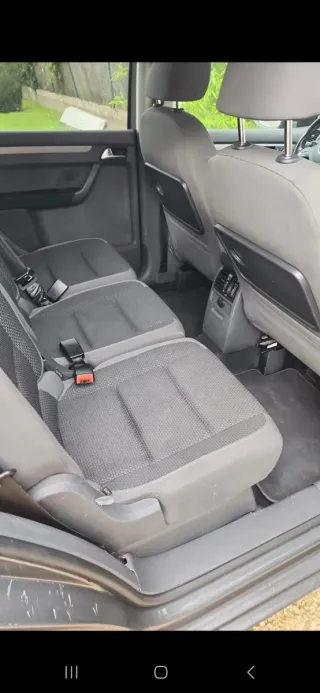 Volkswagen Touran 2011