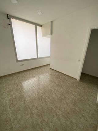 Local en alquiler en bufala 70m2