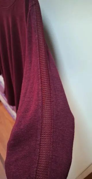 Camiseta Massimo Dutti Burdeos Talla XS