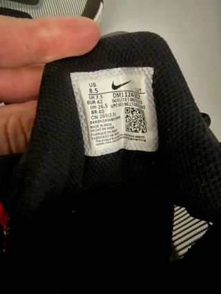 Sneakers Nike Air Max grigie e rosse