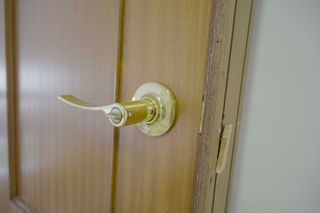 Puerta de madera interior