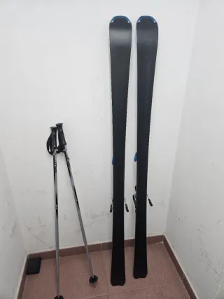 Sci Salomon con bastoncini