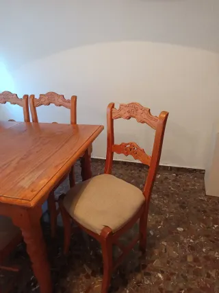 Conjunto rústico: mesa, 6 sillas y mueble TV