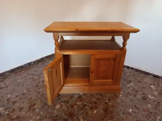 Conjunto rústico: mesa, 6 sillas y mueble TV