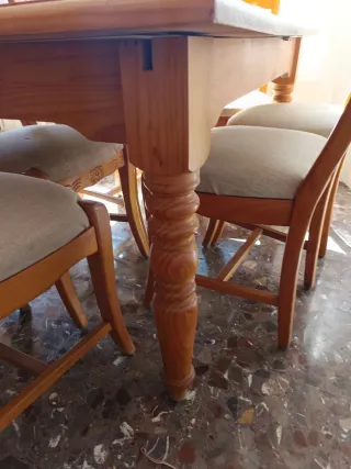 Conjunto rústico: mesa, 6 sillas y mueble TV