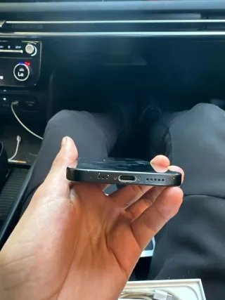 iPhone 16